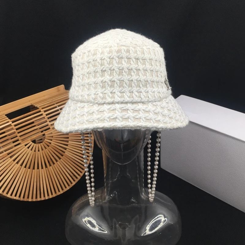

Han edition fashion knitting partial eaves fisherman cap elegant joker pearl pot cap corn hat female Japanese contracted tide