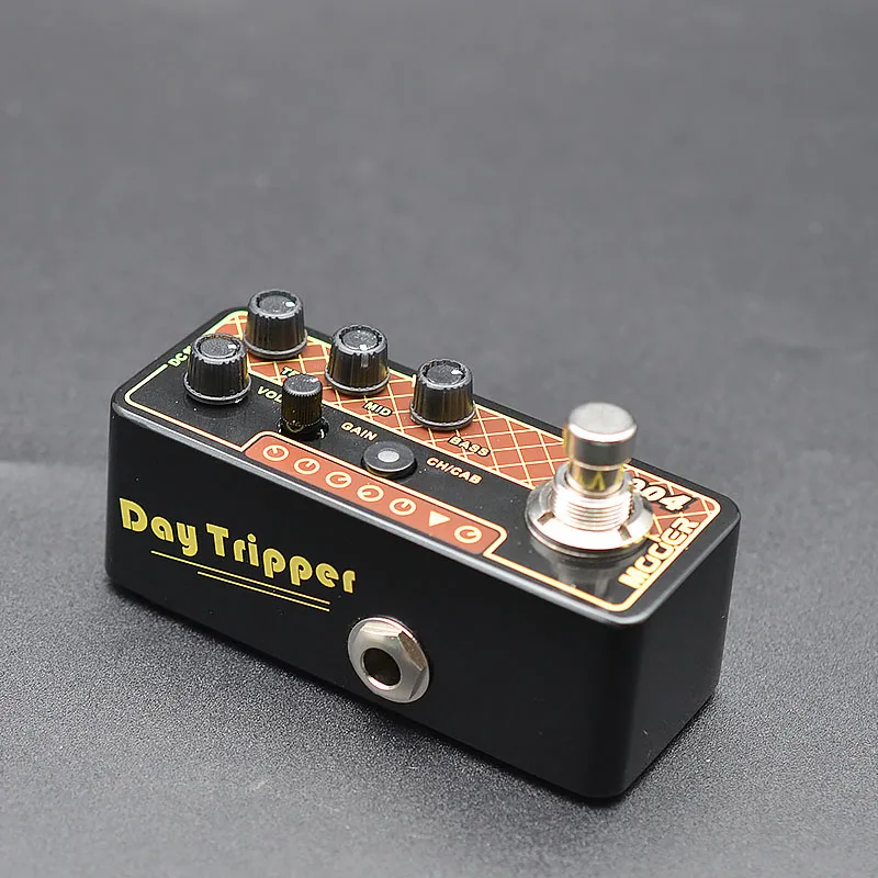 

3 band EQ effect pedal 2 different modesMooer Micro Digital Preamp 004 Day Tripper High quality dual channel preamp