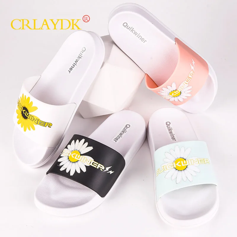 CRLAYDK Women Daisy Design Shower Slippers Non Slip Pool Sandals Home Casual Girls EVA Open Toe Flat Shoes Outdoor Beach Slides