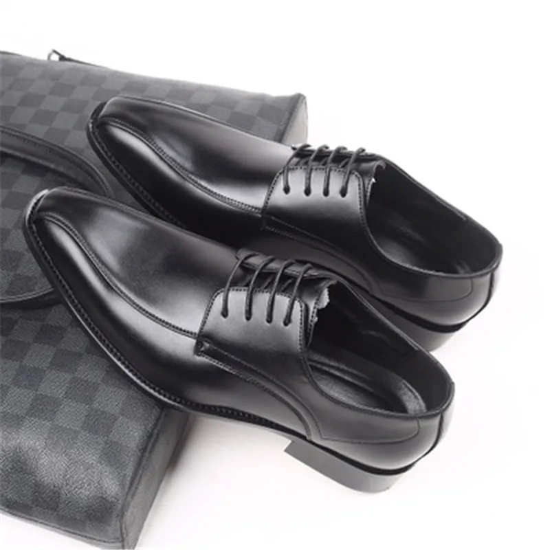 Модные мужские деловые туфли высокого качества из дышащей кожи Мужские лоферы в