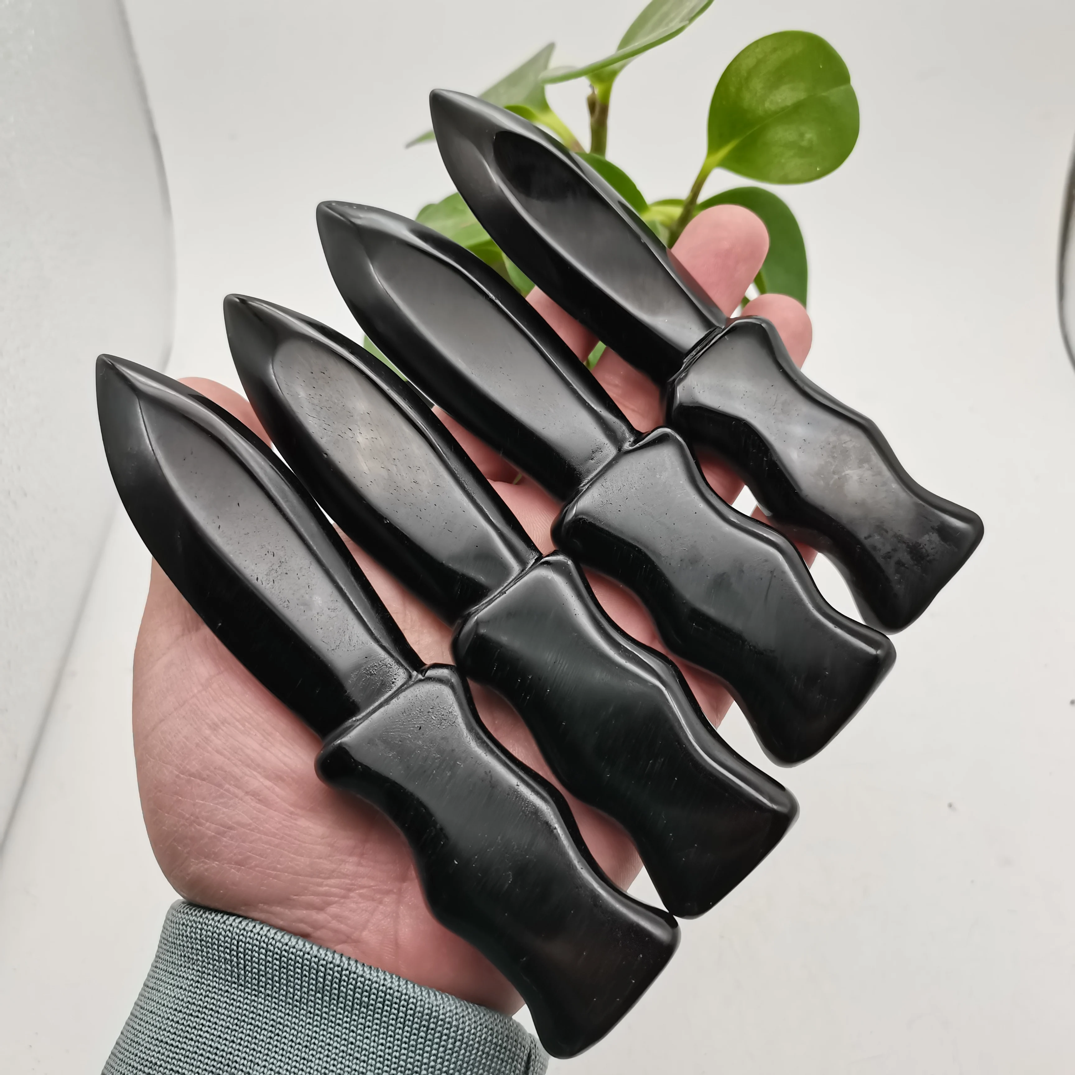 

AA+100% Natural Quartz Crystal Dagger Hand Carved Crystal Obsidian Knife Crafts Healing Crystal Stone Home Decoration Gifts 1pcs