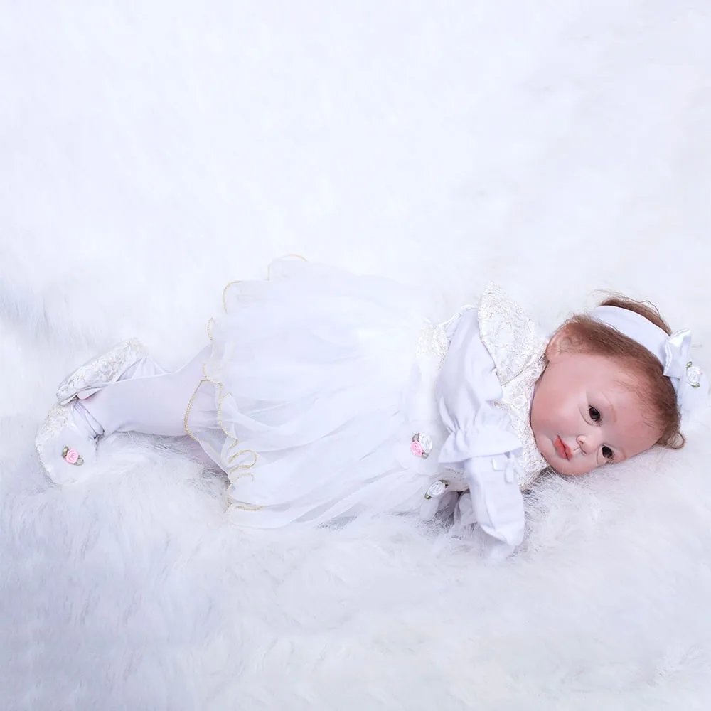 OtardDolls новорожденная кукла 22 дюйма силиконовая Реалистичная Bebe белое платье Reborn