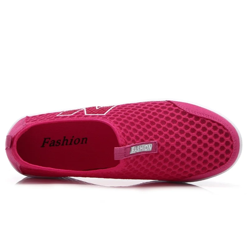 

FASHION Lightweight Breathable Air Mesh Shoes Women Casual Summer Flat Platform Shoes Woman Slip On Swing Shoes Big Size 35-42