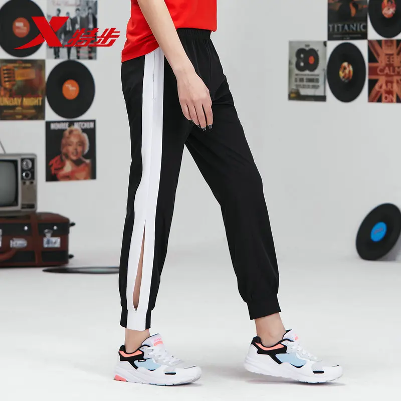 Женские Тканые штаны Xtep весенне летние брюки в полоску с двумя боковыми