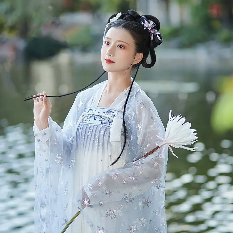 

Women's daily 6-meter swing new large sleeve shirt with Chinese style