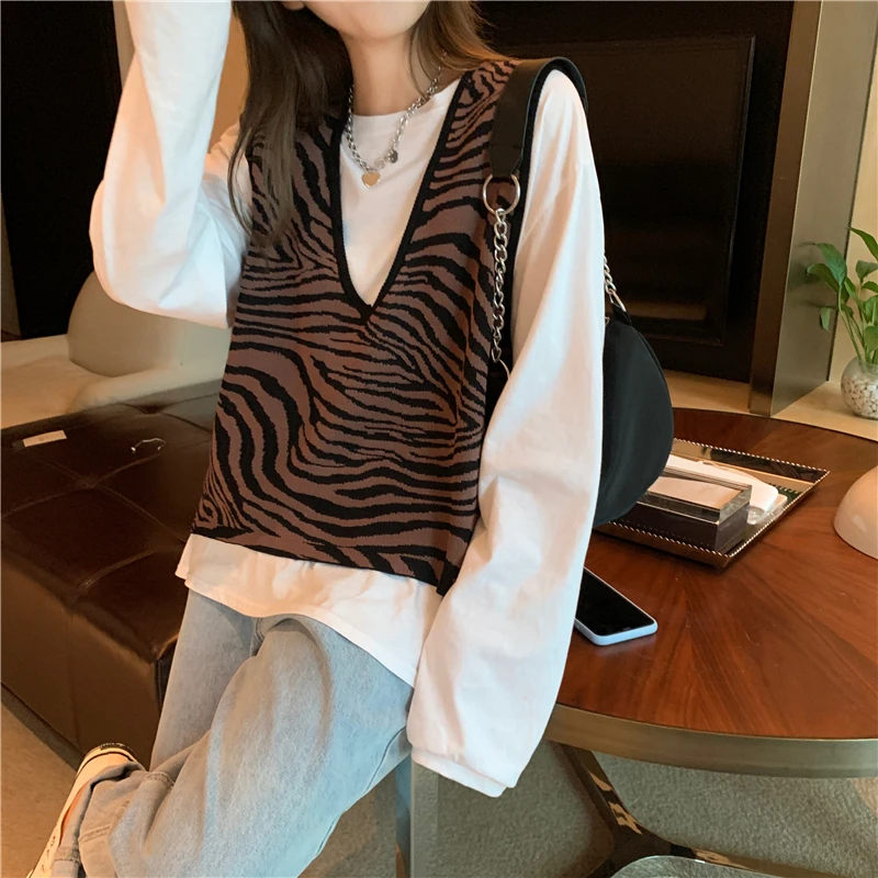 

Harajpoo Women Vests 2021 Korean Style Ins Retro Zebra Pattern Loose V Neck Knitted Sweaters Spring Autumn Y2k Vintage Tank Tops