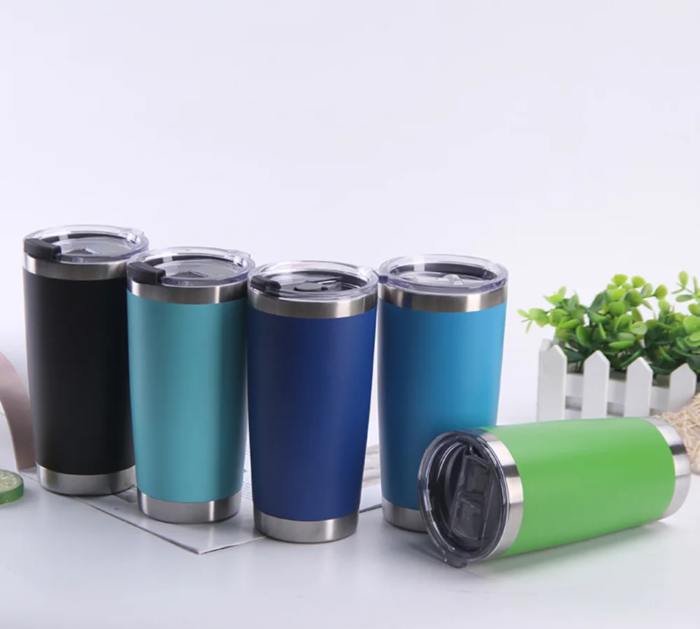 Дорожная кружка из нержавеющей стали 30 унций изолированная Автомобильная чашка