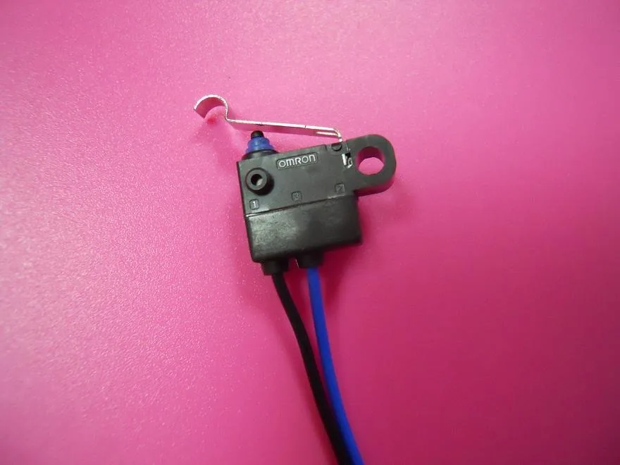 

1 шт. для D2HW-C273M водонепроницаемый маленький изогнутый стержень микропереключатель нормально открытый концевой переключатель с кабелем
