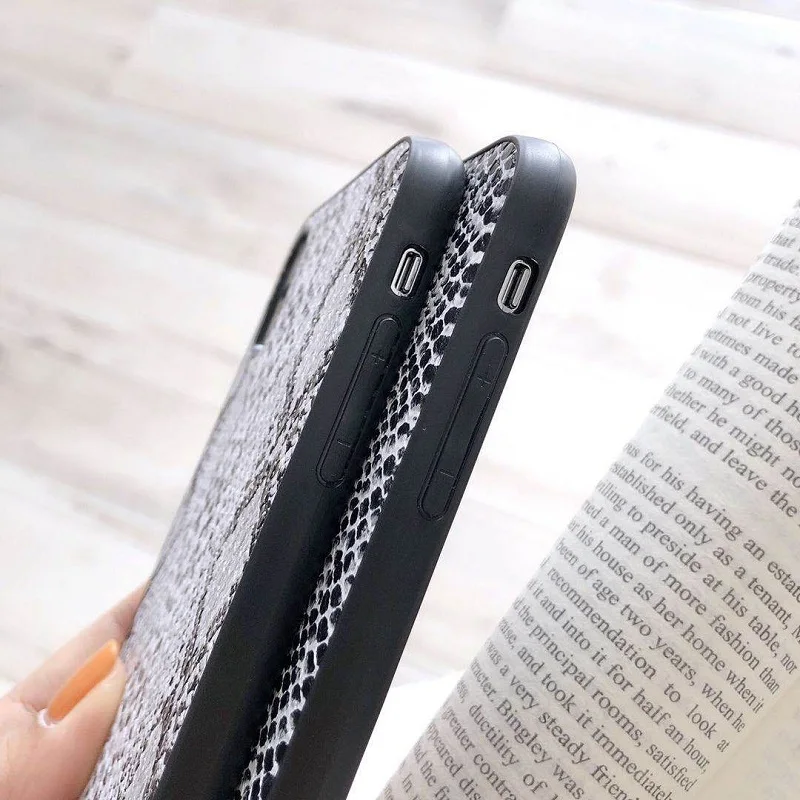 

Vintage snake skin PU Leather Phone Case For SAMSUNG S9 PLUS S10E NOTE 10 PLUS gg case Cases For xiaomi note 7 pro Accessories