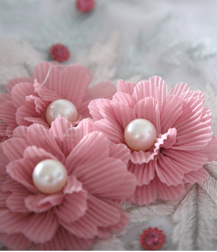 

women's spring autumn flower embroidery lantern sleeve casual loose cotton shirt lady's v-neck pullovers white blouse TB3975