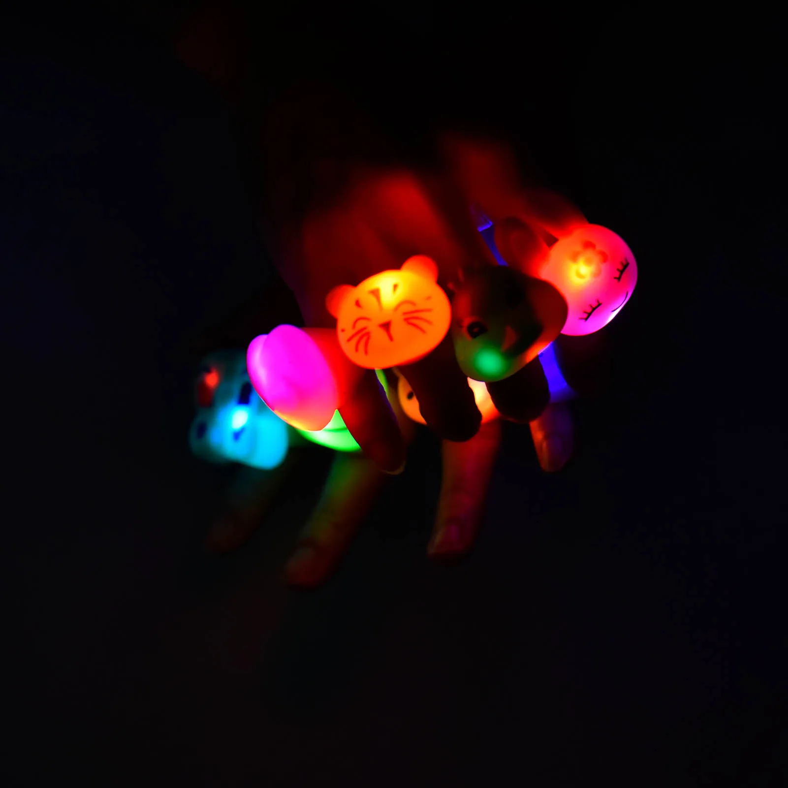 

Luminous Soft Rubber Animal Ring Led Flashing Finger Light Booth Hot Selling Children's Luminous Toys