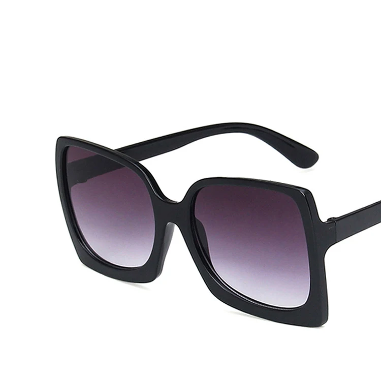 

2020 Fashion Oversized Sunglasses Women Brand Designer Plastic Female Big Frame Gradient Sun Glasses UV400 gafas de sol mujer