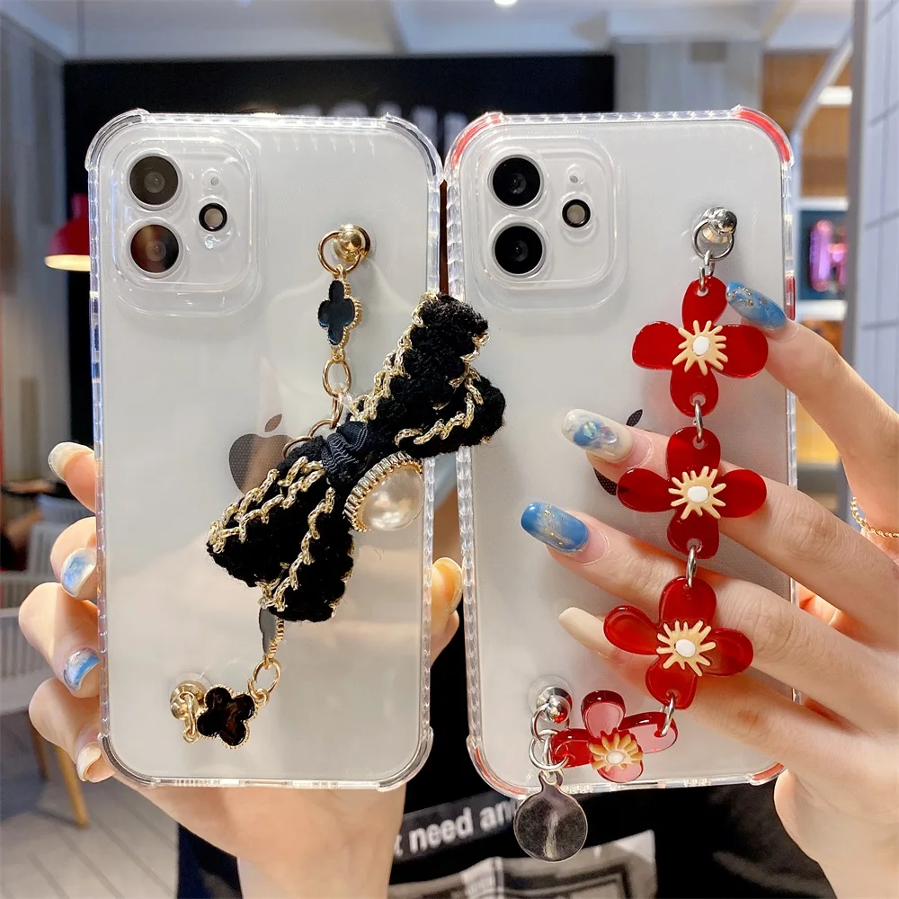 

Elegant Bow Wristband Phone Case for Iphone 12 Pro Coque Anti-knock Soft Cover for Iphone 11 11promax XR X 7P 7 8 SE2020 Funda