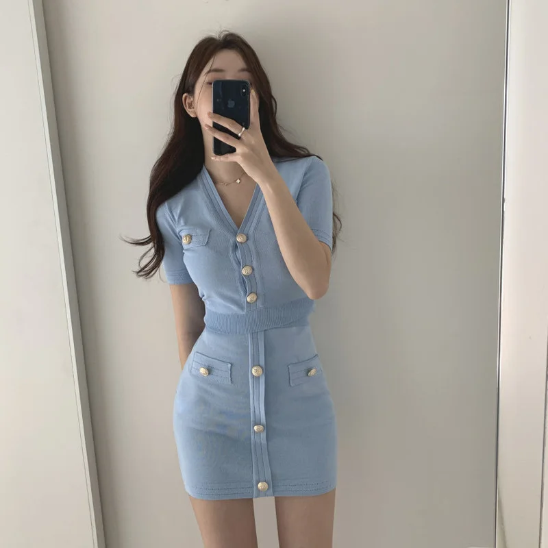 

Женский трикотажный костюм из 2 предметов, Короткий Джемпер с V-образным вырезом и пуговицами