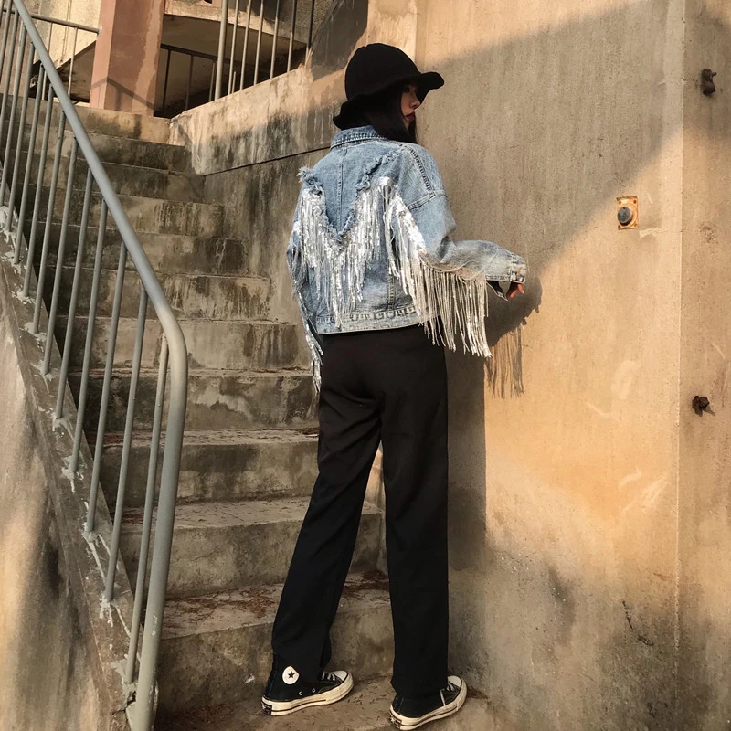 Куртка женская джинсовая с бахромой и блестками свободная короткая куртка в