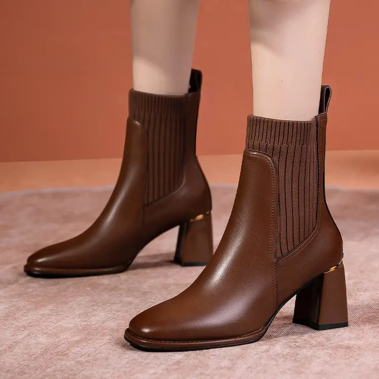 

2021 Martin boots autumn and winter new thick heel square toe short boots women's knitted apricot stretch