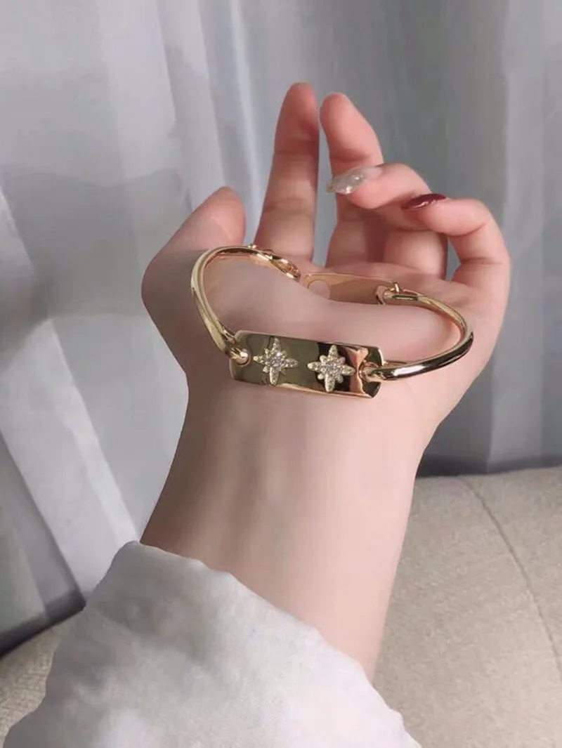 Новое поступление 2020 европейские классические браслеты со звездами брендовые