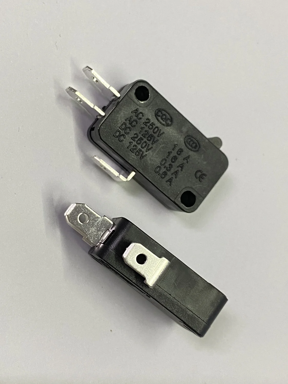 Микровыключатель KW1-103 15 А 125 в большой микровыключатель концевой для