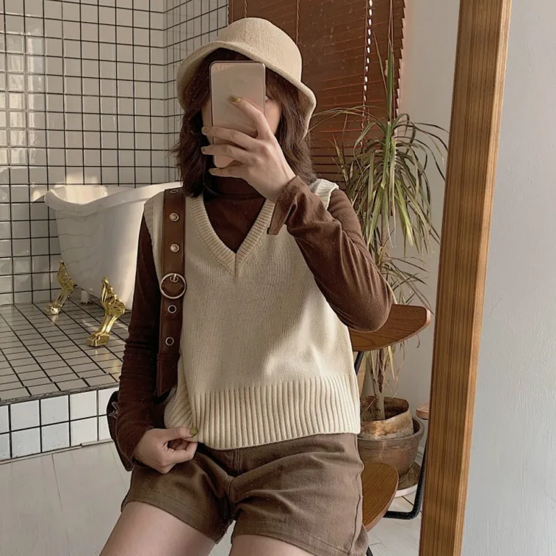 Осенний свитер без рукавов женский милый однотонный вязаный с V-образным вырезом