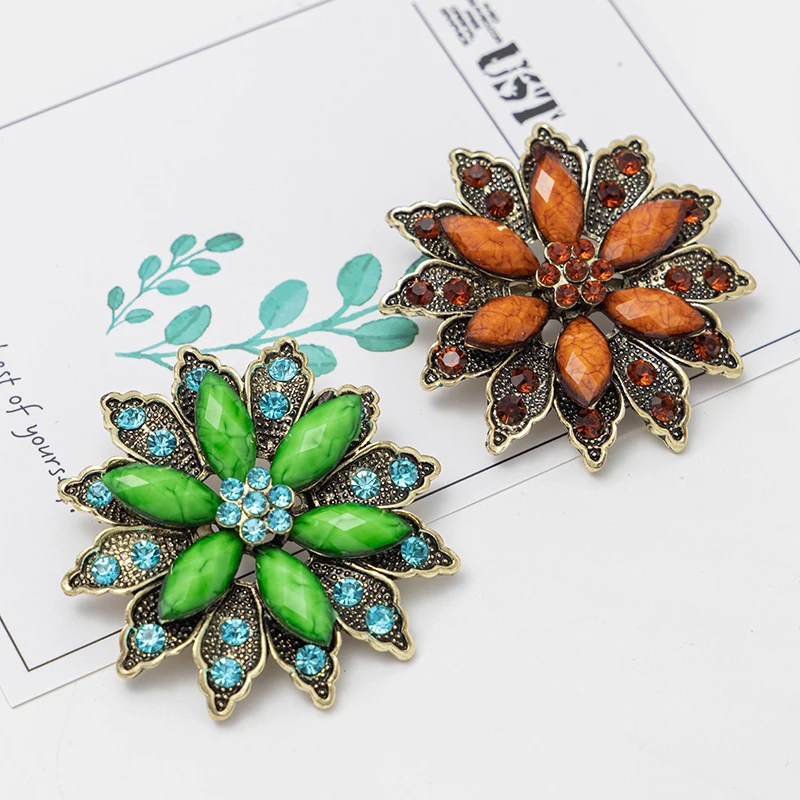 Ретро Модные ювелирные изделия оптом сплав смолы Стразы Цветок женская брошь для