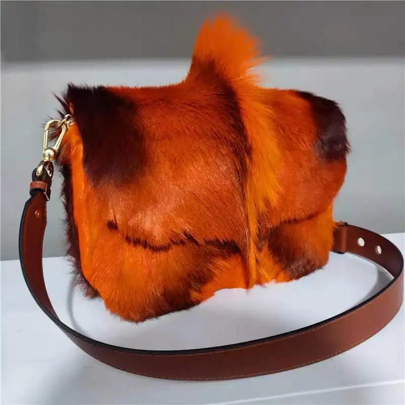 

2022 new imported jumping antelope sheep leather handbag light luxury big high-grade limited edition Europe and the United State