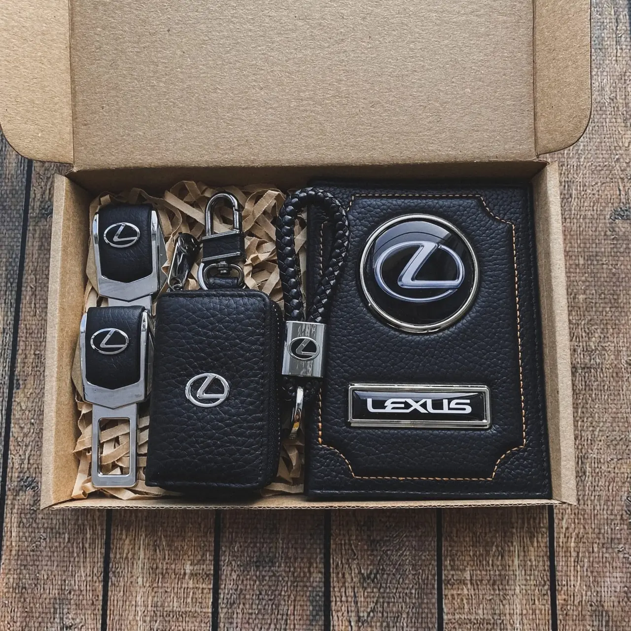 Подарочный набор с логотипом автомобиля Lexus