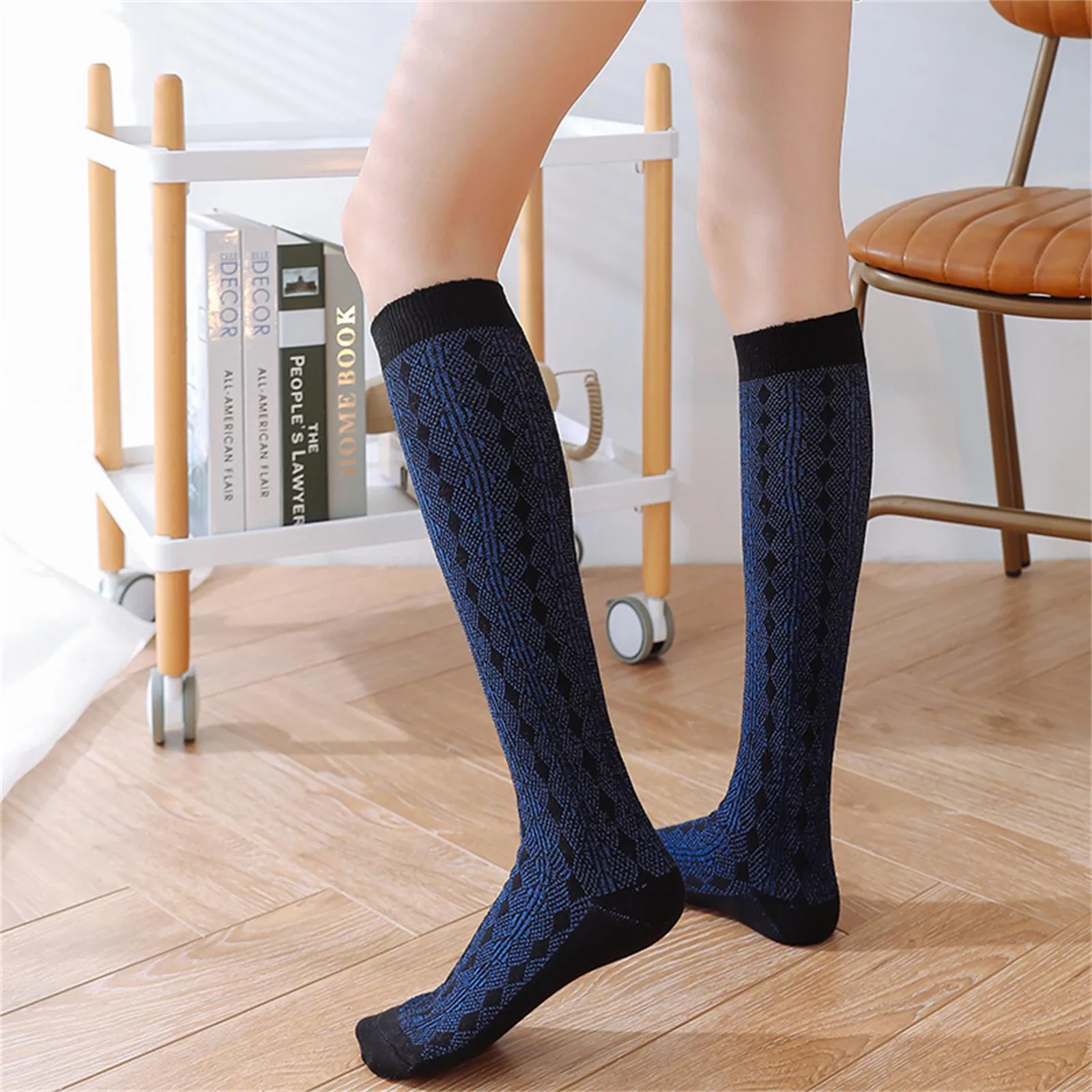

1Pair Adult Women Fashion Solid Color Plaid Ladies Cotton Middle Tube Socks Stockings Calf socks For Ladies damskie skarpetki