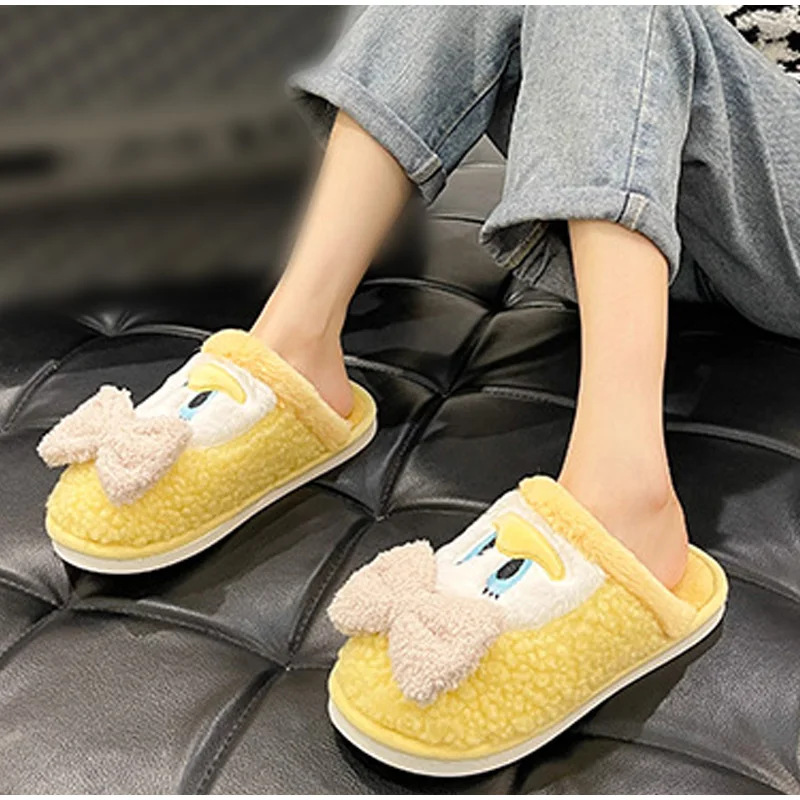 

Женские домашние тапочки с бантом, теплые плюшевые тапочки, плоская подошва, мультяшный рисунок, Симпатичная зимняя обувь для пар