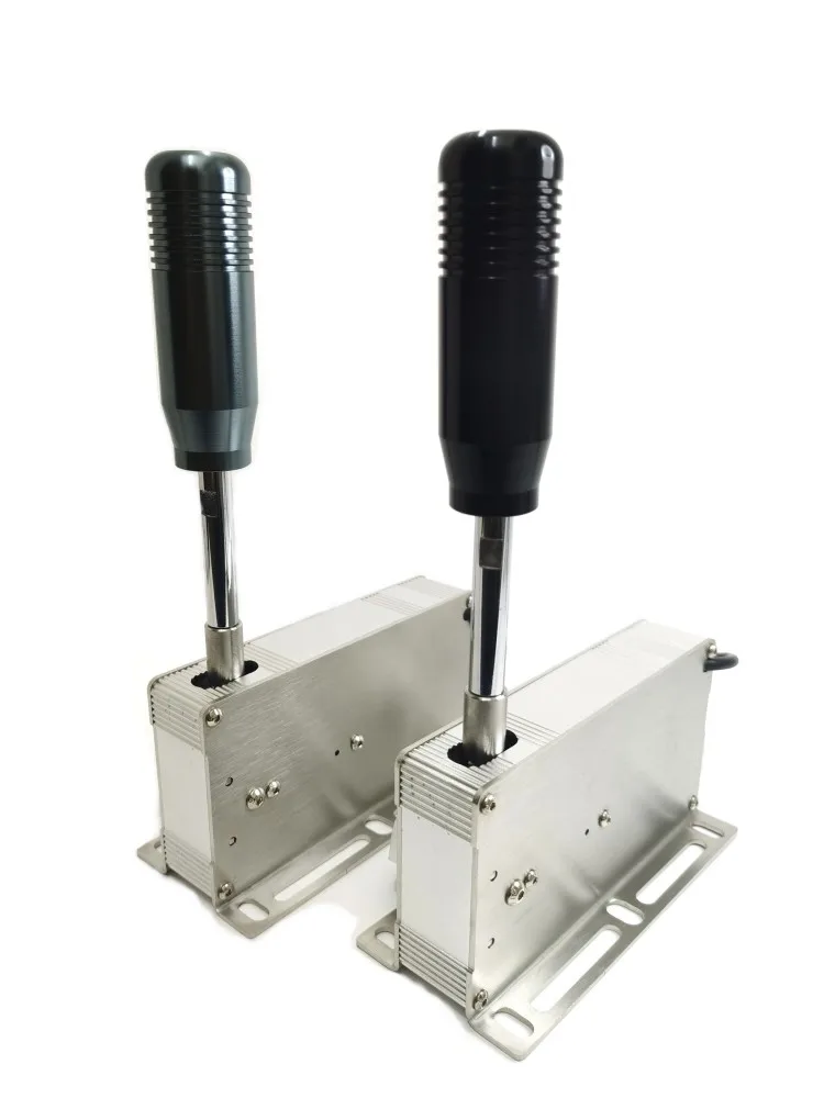 Боковая часть ПК имитирует файл последовательности гоночной игры и