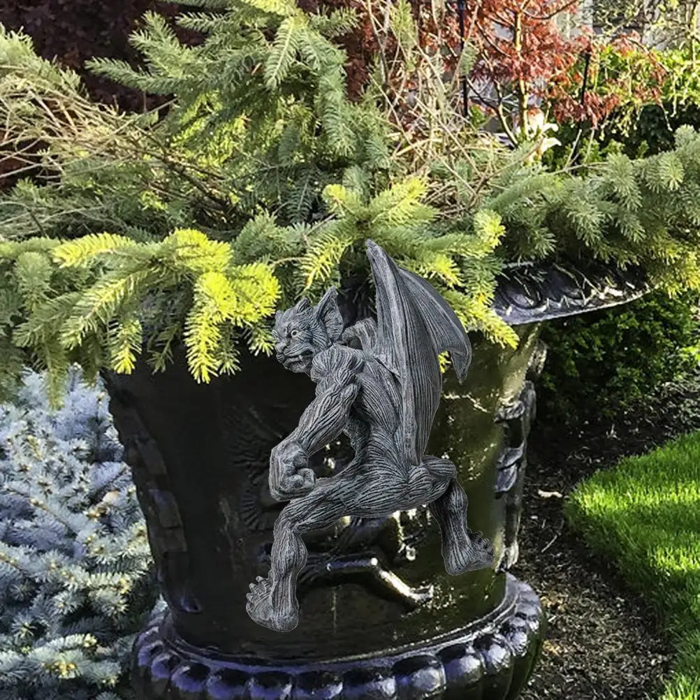 

Gargoyle Fence Topper Hanger Fence Hanging Garden Statue for Patio Porch Fence Decoration Home Decor Decoration Ornament