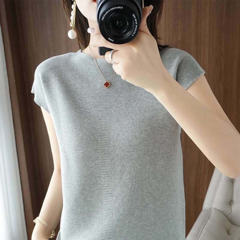 

Футболка женская из чистого хлопка с коротким рукавом, повседневный трикотажный топ с круглым вырезом, однотонный пуловер, большие размеры,...