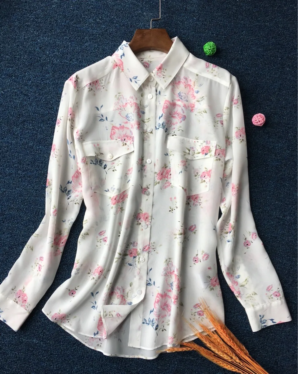 Шелк Blusas размера плюс свежий цветочный принт длинный рукав рубашка спереди двойные карманы Повседневная Женская блузка и топы - Цвет: as show picture