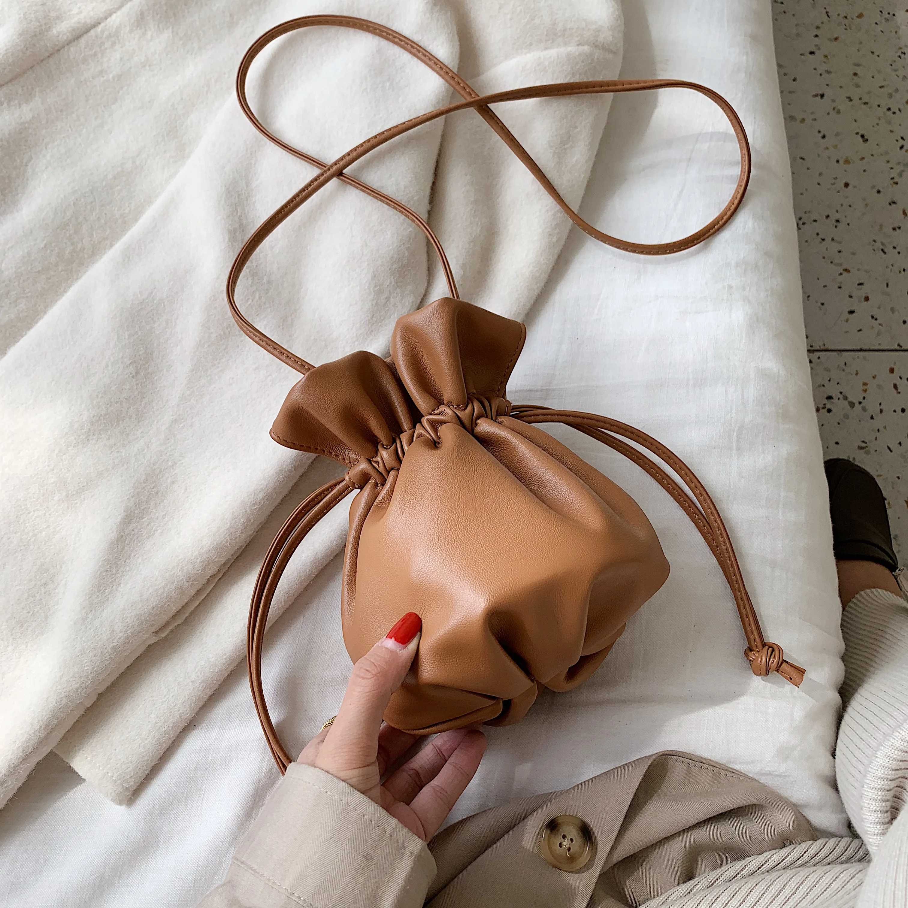 Модное ведро на шнурке Женский кошелек маленькая сумка-тоут с откидной крышкой