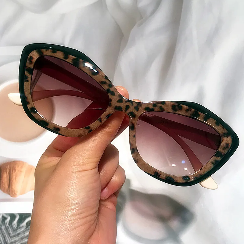 

Fashion Candy Color Cat Eye Print Sunglasses For Women Vintage Brand Leopard Flower Gradient Sun Glasses Female Elegant Shades