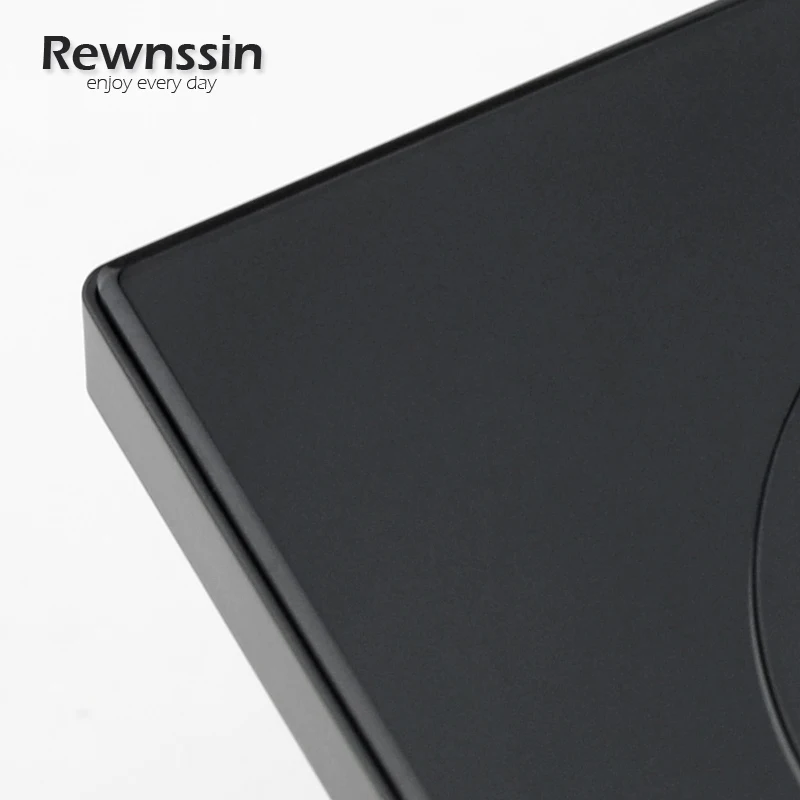 Черная Стеклянная настенная розетка в английском стиле с кнопкой сброса