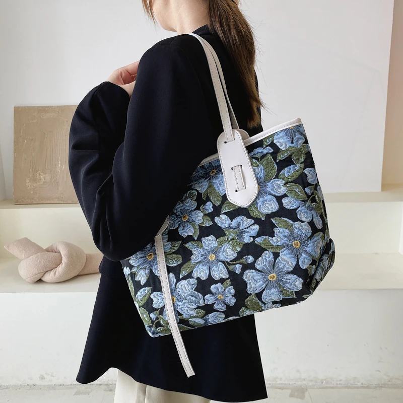 

Luxury Flowers Designer Cloth Big Tote Bags for Women 2021 Winter Fashion Trends Female Shoulder Shopping Handbags and Purses