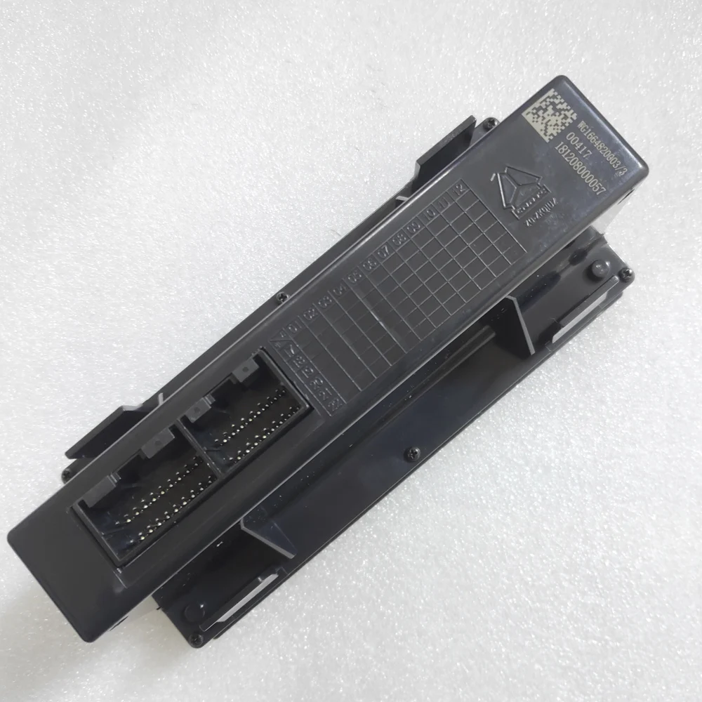 

Sinotruck Howo A7 Аксессуары для кабины, система кондиционирования воздуха, панель управления обогревателем, переключатель кондиционера WG 1664820003