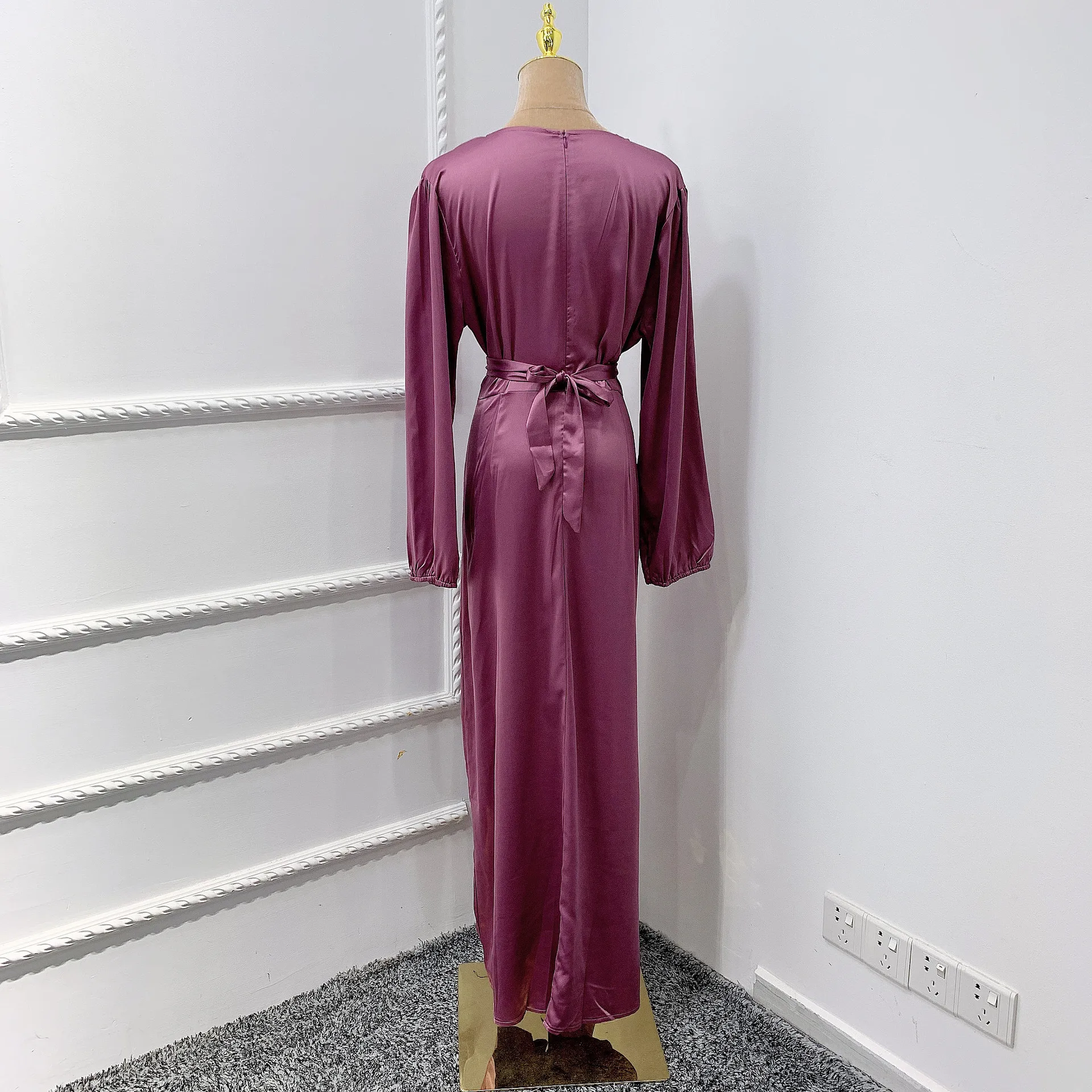 

Kalenmos Ramadan Women Abaya Female Muslim Fashion Belt Long-sleeved Dubai Abayas Turkish Kaftan Islamic Dress Casual Robe