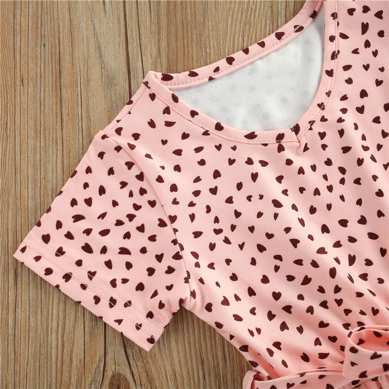 

2021 Kid Girls Belted Short Sleeve V Neck Heart Print One-Piece Baby Clothing Jumpsuit Shorts Summer Baby's Rompers