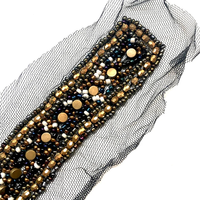 1 шт. v-образный вырез ручной работы с кружевом воротником расшитым бусинами