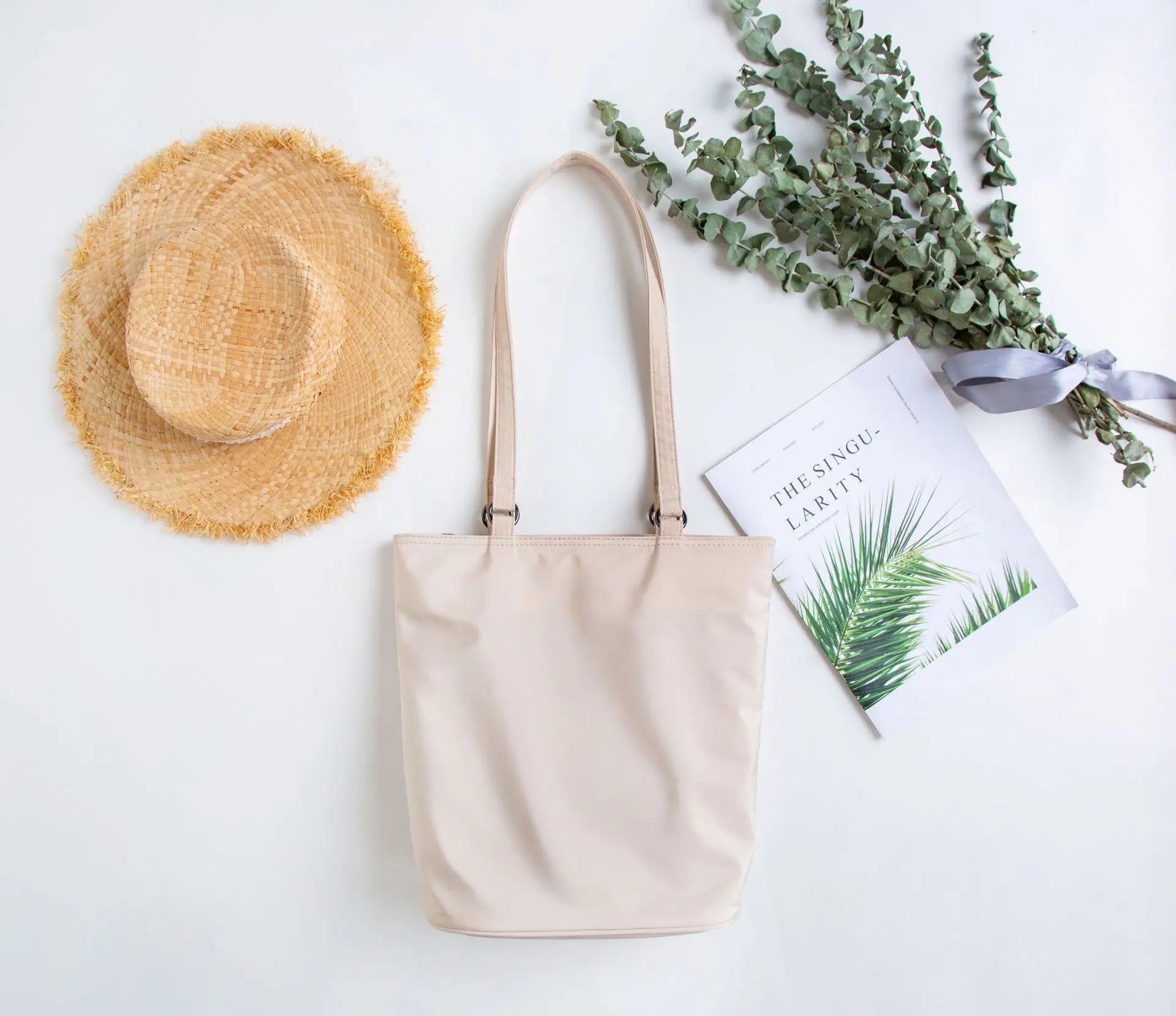 

Fashion temperament women's memory cloth nylon waterproof shoulder bag large capacity leisure handbag