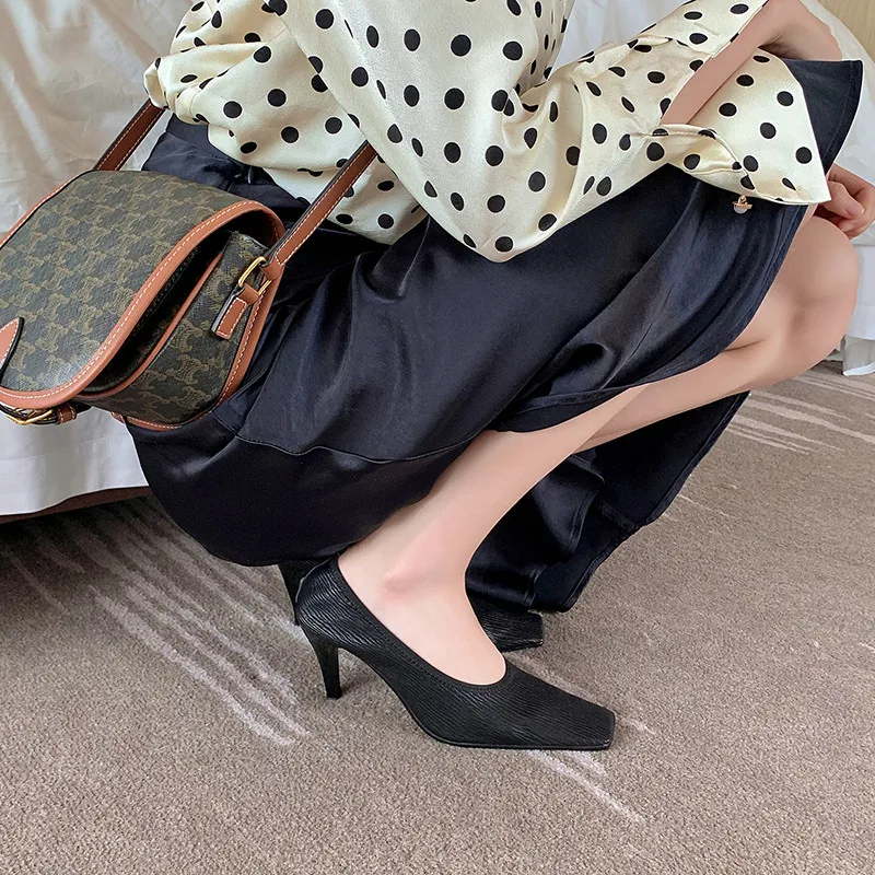 

FEDONAS Shallow Square Toe Shoes Woman Heels 2021 Newest Party Wedding Shoes Woman Fashion Pleated High Heels Pumps Women