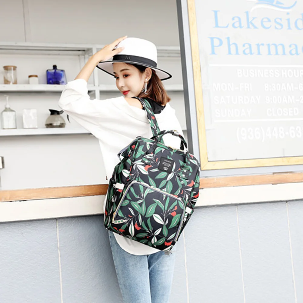

Large-Capacity Mummy Bag Multi-Function Oxford Cloth Maternal And Child Fashion Waterproof Backpack Outdoor Travel For Baby Care