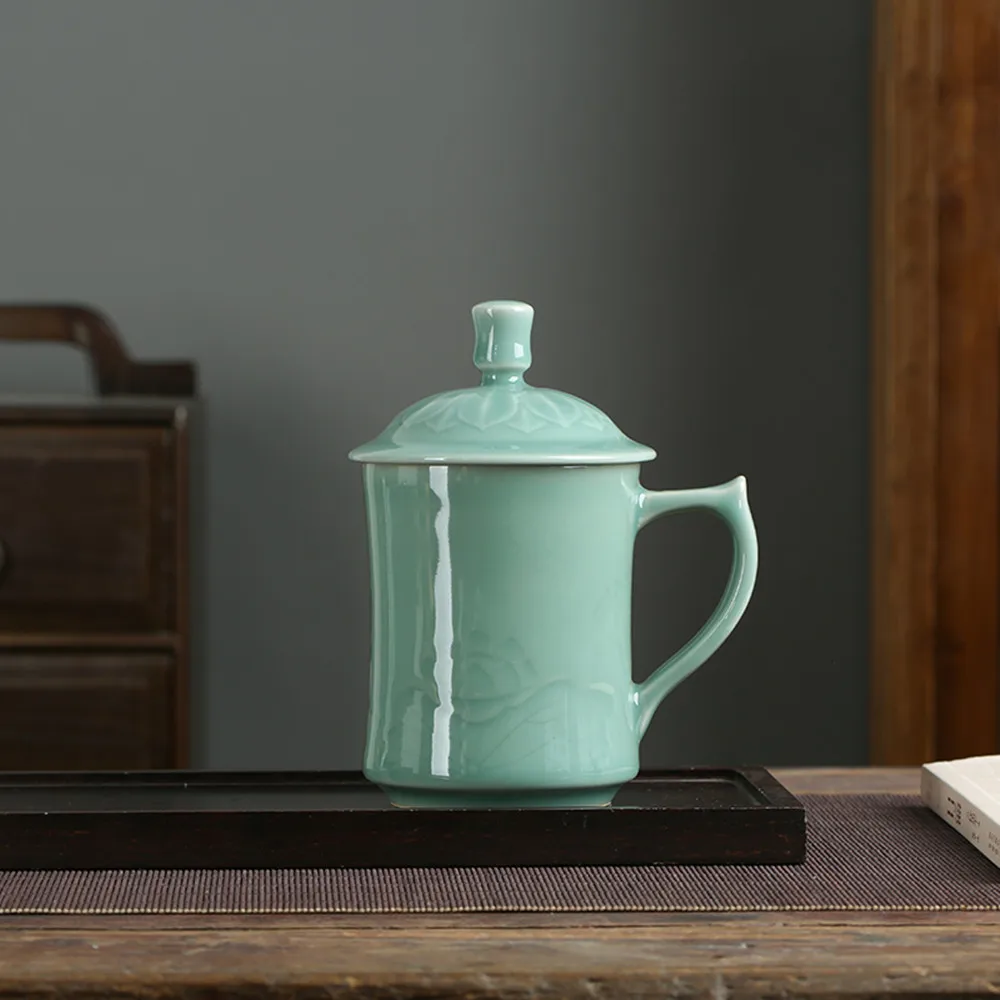 

Кофейные кружки, чайные кружки, подходит для микроволновой печи и посудомоечной машины, чашка 13 унций с крышкой, фарфоровая посуда для напит...