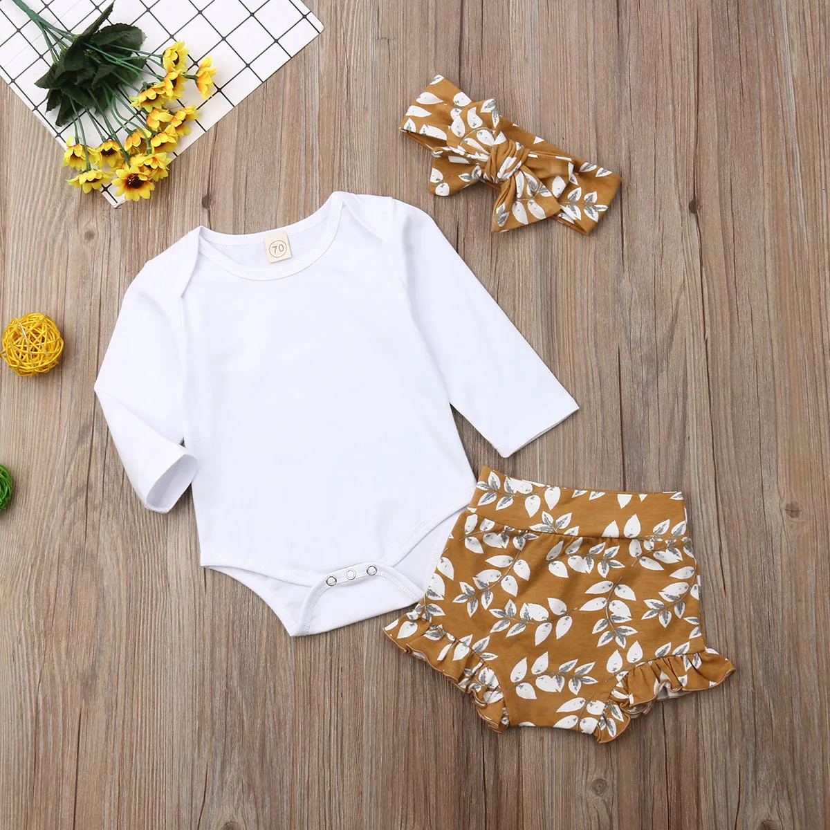 Милые комплекты одежды для маленьких девочек белый комбинезон + шорты с