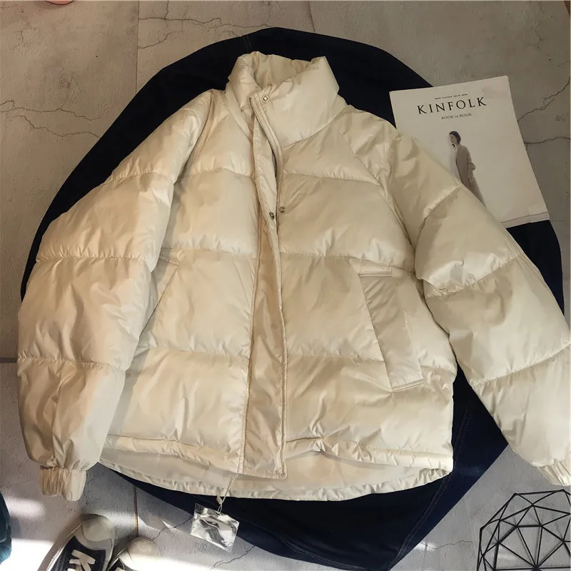 Женское зимнее пальто с рукавами реглан теплое короткое из плотного хлопка