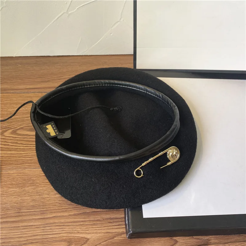 

202012-weimin spring autumn wool pu brim fashion Metal pin fashion lady beret hat women Leisure painter hat