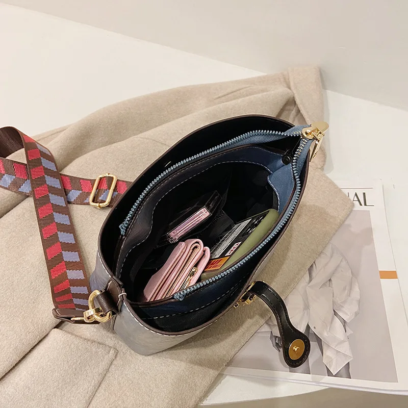 

LIKETHIS Wide Strap Bucket Bag for Women Luxury Designer Female Handbags High Quality Pu Leather Shoulder Crossbody Bags 2021