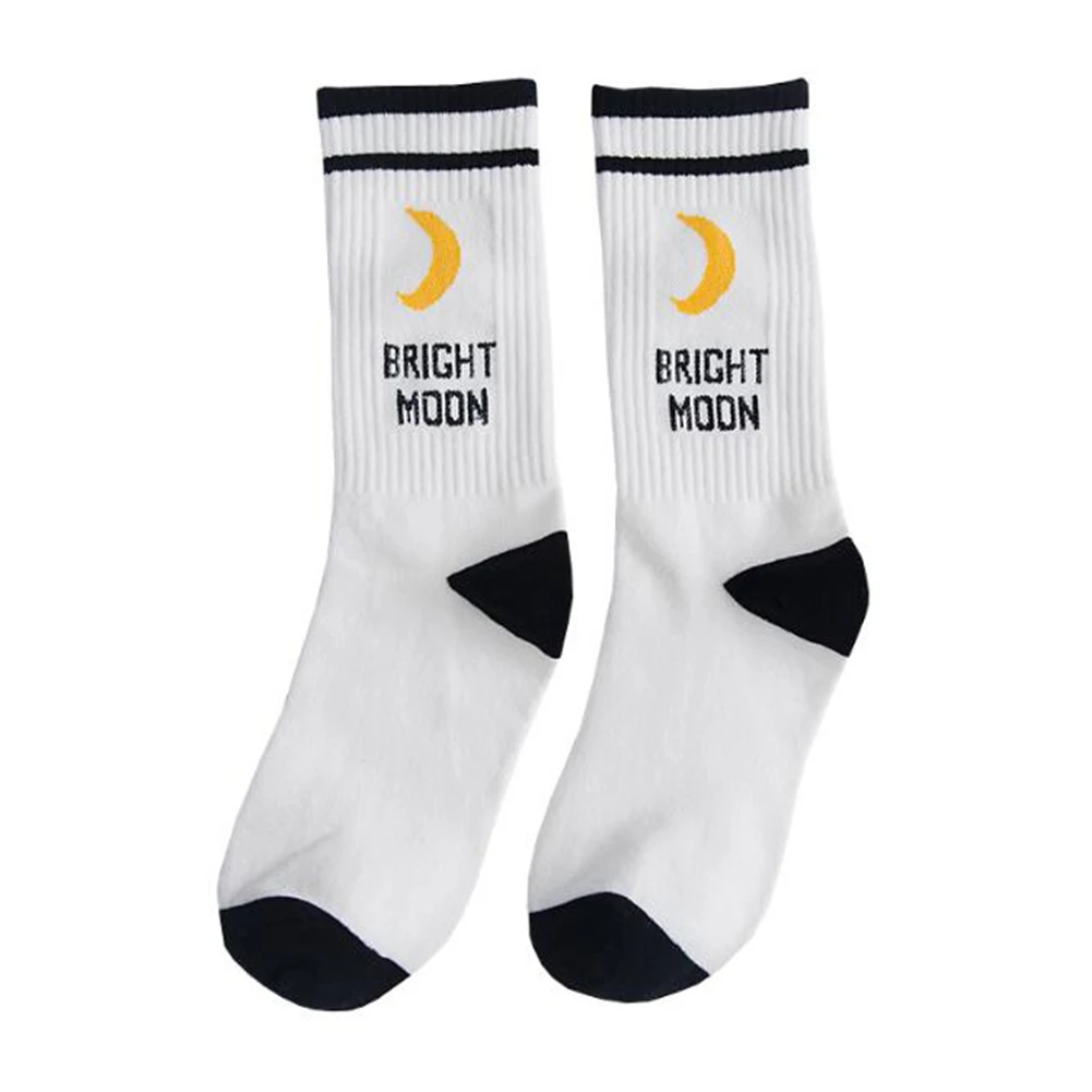 

2020 Fashion Moon Letter Long Crew Socks Stripe Elastic Rib-trim Sports Casual Socks for Women Men Hip Hop Harajuku Couple Socks
