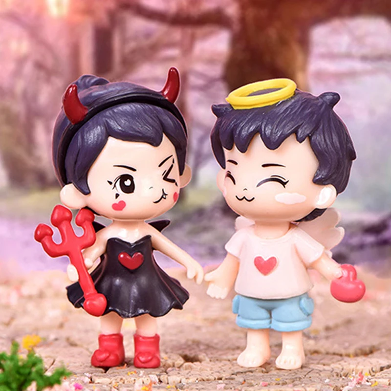 

2Pcs/set Couple Fairy Garden Miniatures DIY Ornament Decoration Cake Decor